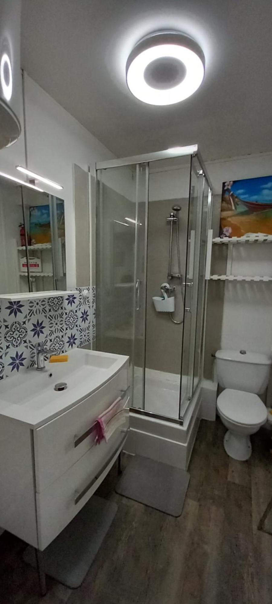 Appartement/studio Dans Petite Calme Apartment *
