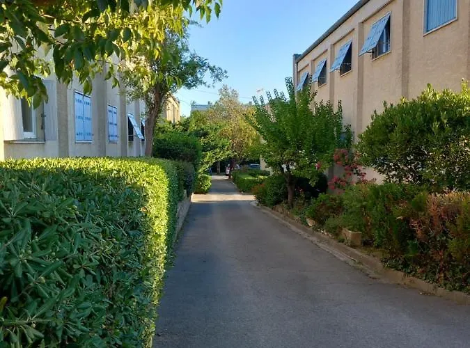 Appartement/Studio Dans Petite Residence Calme