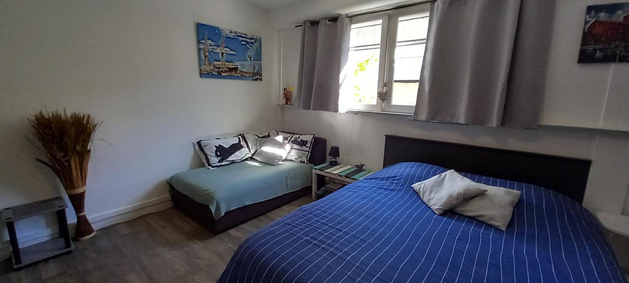 Appartement/studio Dans Petite Calme Apartment *